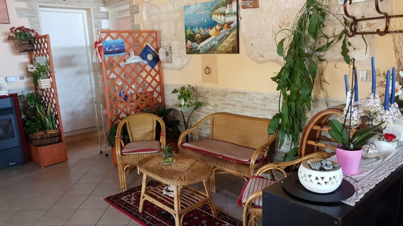 Bed And Breakfast Dolce Sorriso 滨海波利尼亚诺 外观 照片